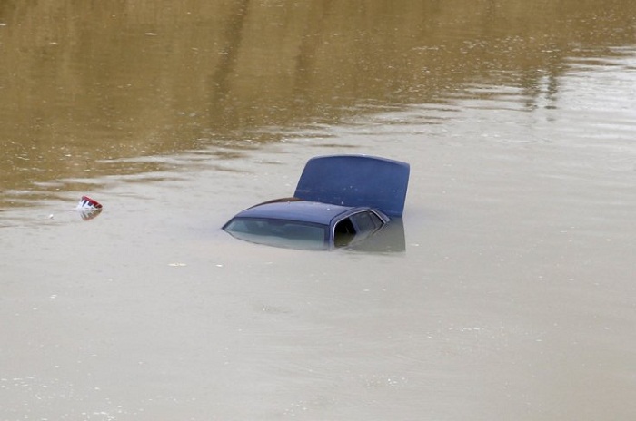 Saudi Arabia and Qatar hit by heavy rain and flooding